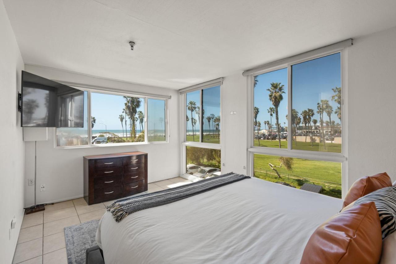 Casa de férias Belmont Modern - Ocean View, Pet Friendly, Patio
